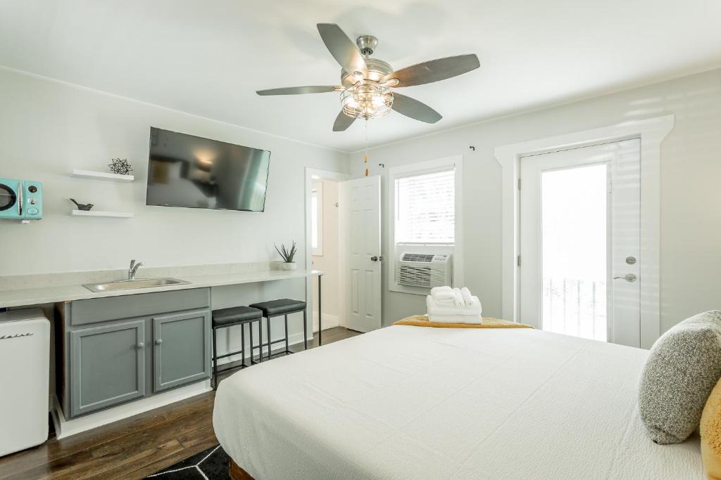 Chattanooga Hotel | 07 The Gio Room - A PMI Scenic City Vacation Rental