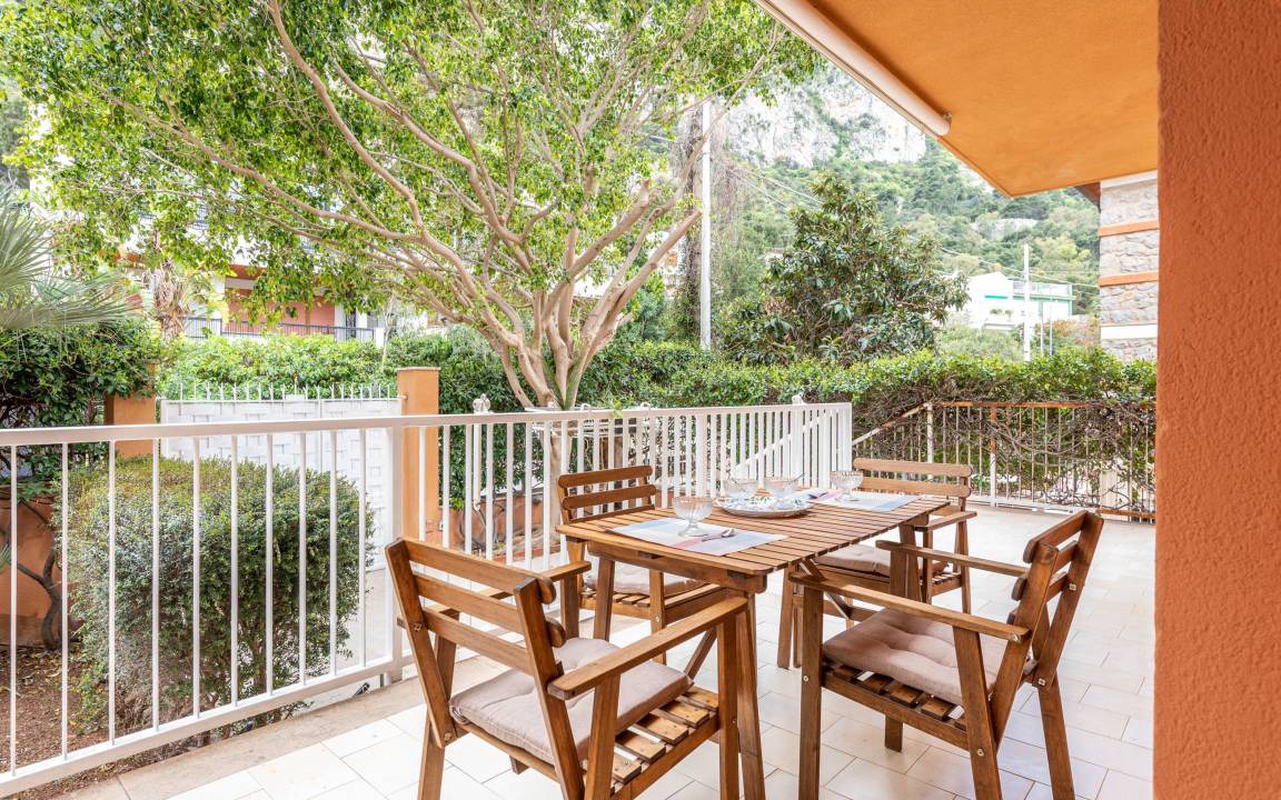 Addaura Apartment | 100 m² Apartment ∙ 2 bedrooms ∙ 5 guests