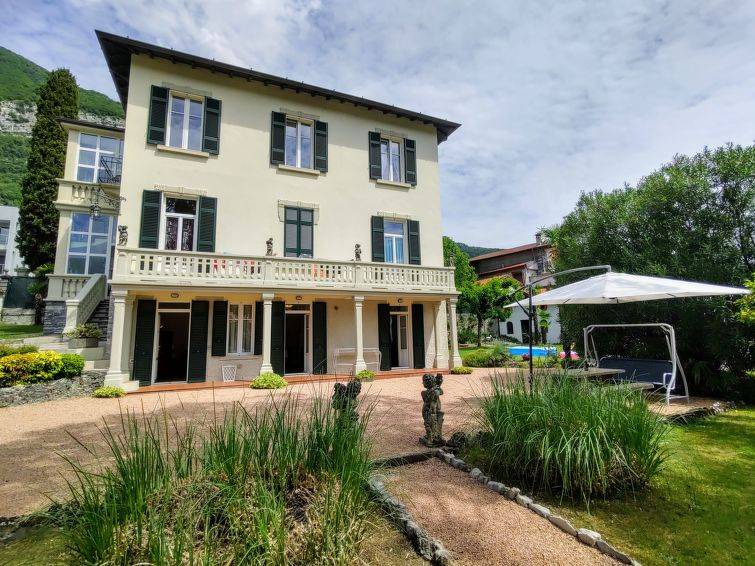 Azzano Other | 100 m² Castle ∙ 2 bedrooms ∙ 5 guests