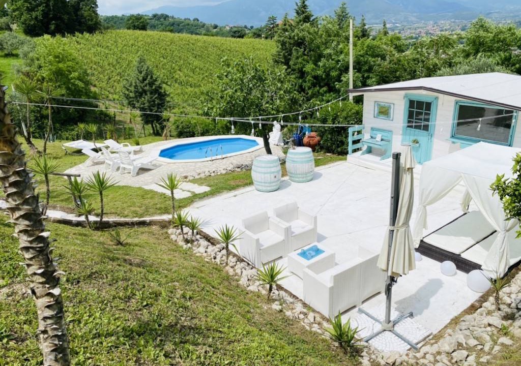 Castel Campagnano House | 100 m² Farmhouse ∙ 4 bedrooms ∙ 8 guests