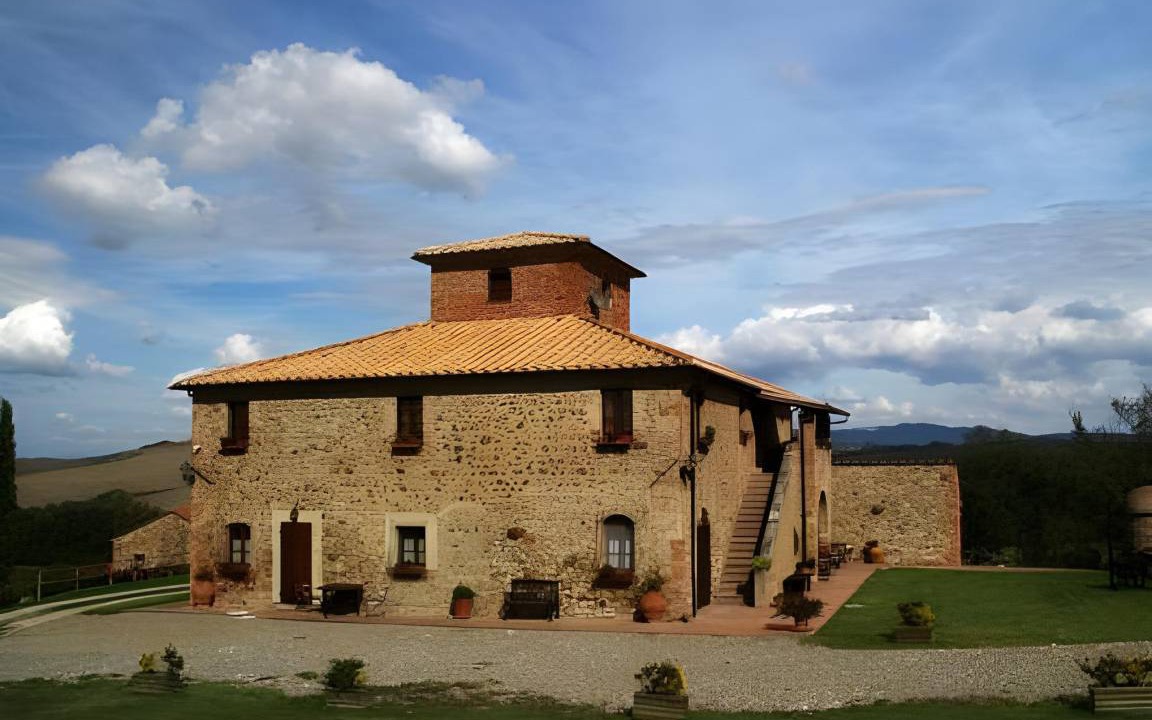 Lajatico House | 100 m² House ∙ 3 bedrooms ∙ 127 guests