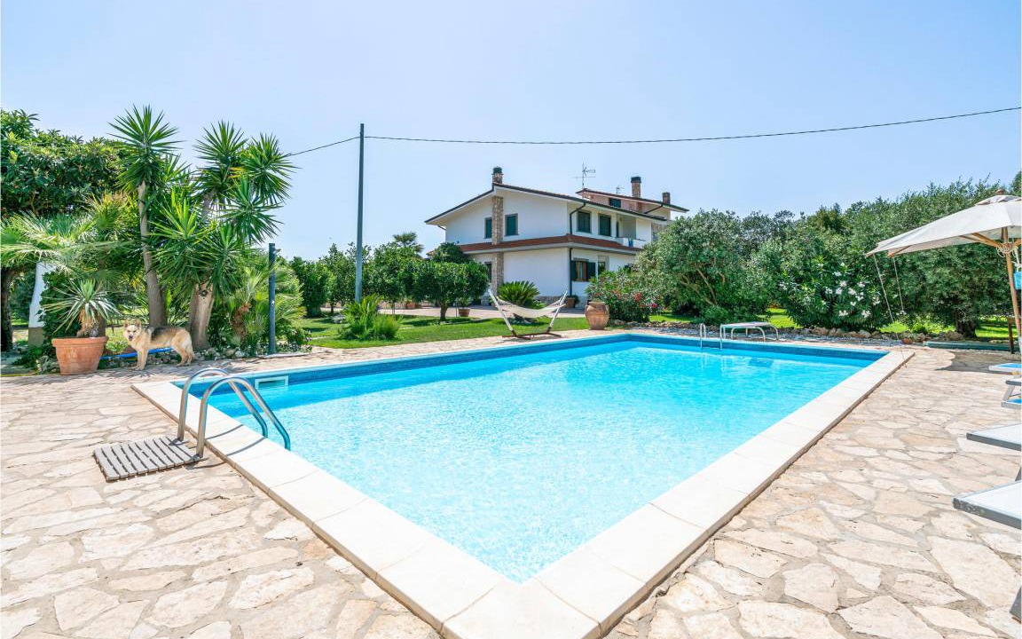 Sabaudia House | 100 m² Maisonette ∙ 2 bedrooms ∙ 6 guests