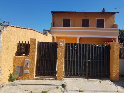 Pabillonis House | 120 m² House ∙ 2 bedrooms ∙ 4 guests