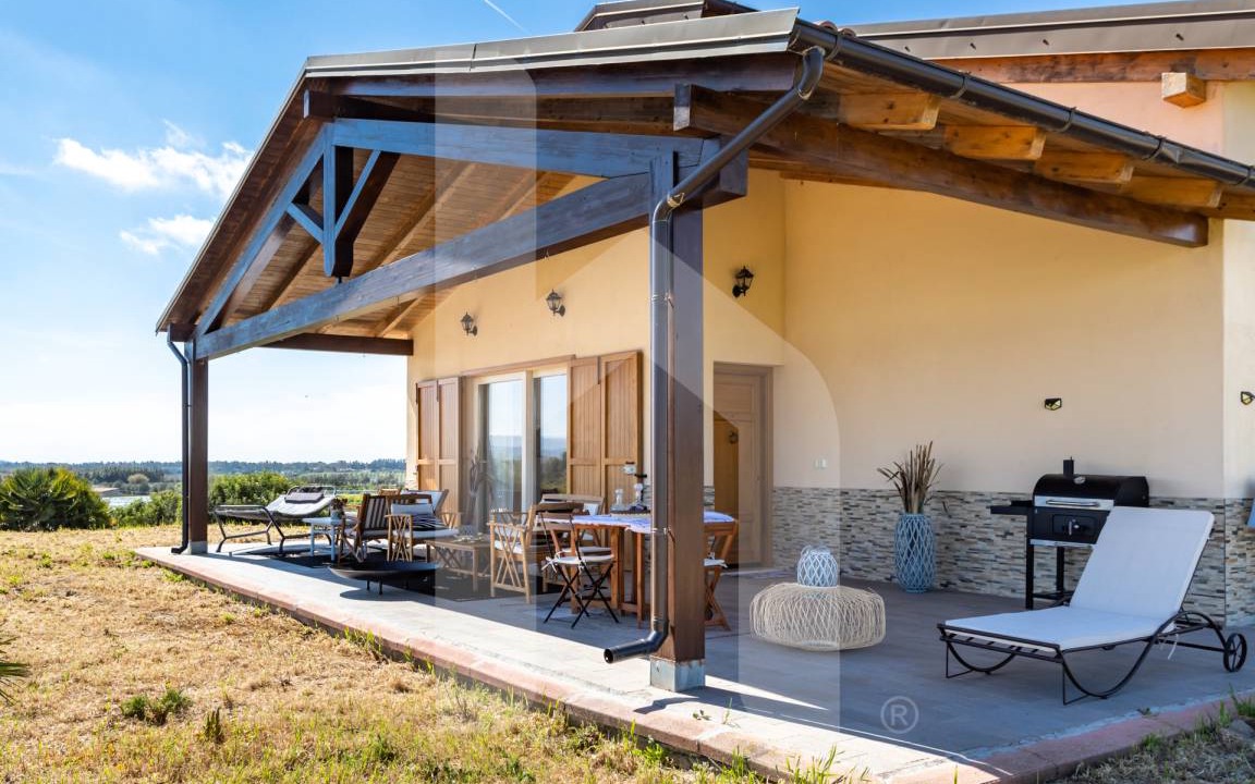 Olmedo Villa | 120 m² Villa ∙ 4 bedrooms ∙ 8 guests