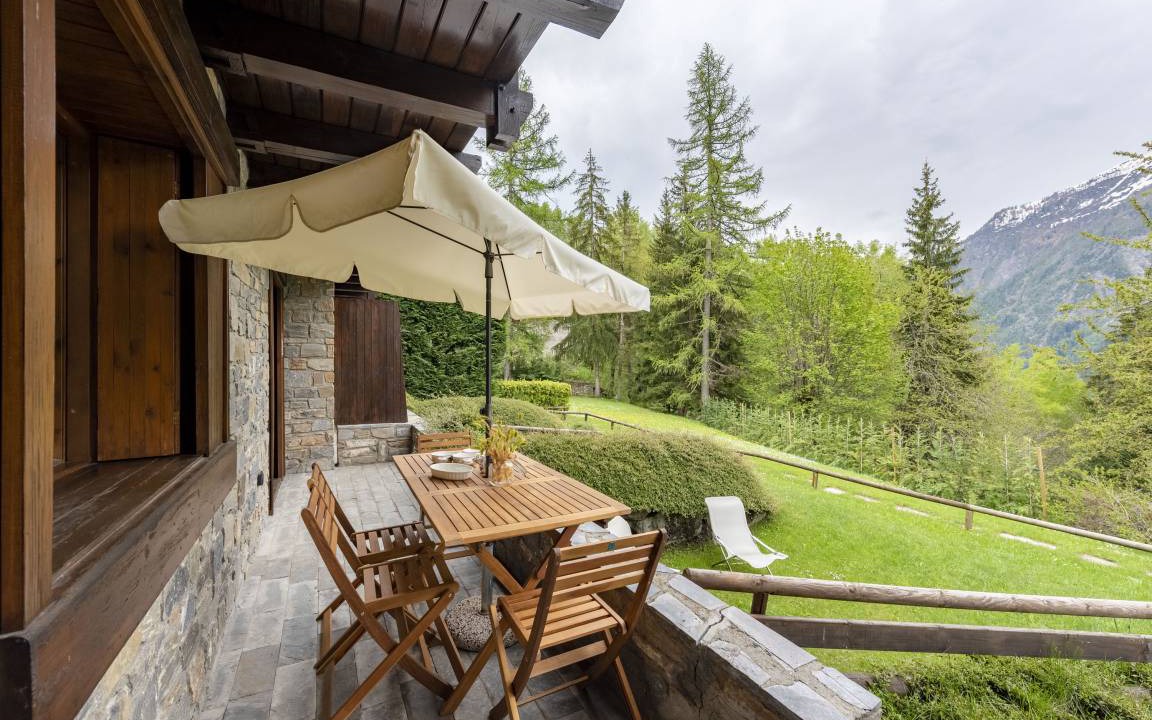 Courmayeur Apartment | 123 m² Apartment ∙ 2 bedrooms ∙ 4 guests