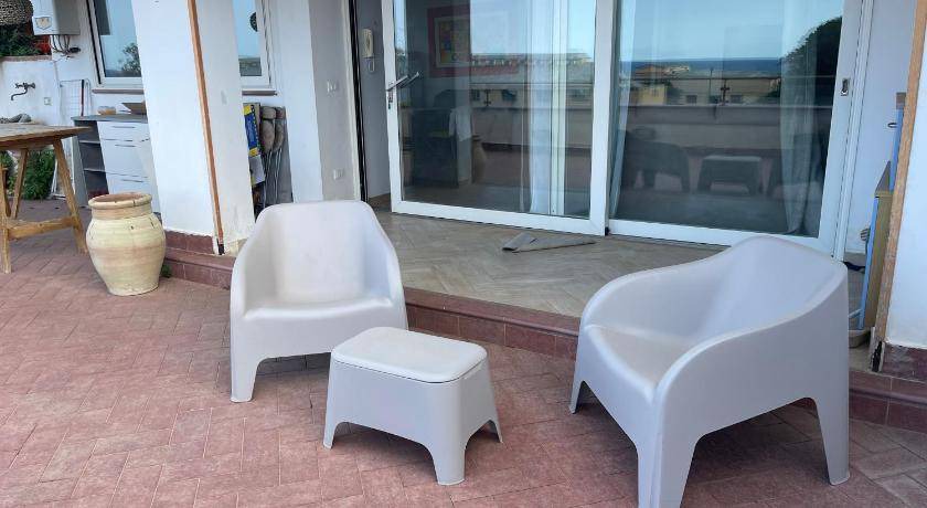 Addaura Villa | 140 m² Villa ∙ 2 bedrooms ∙ 6 guests