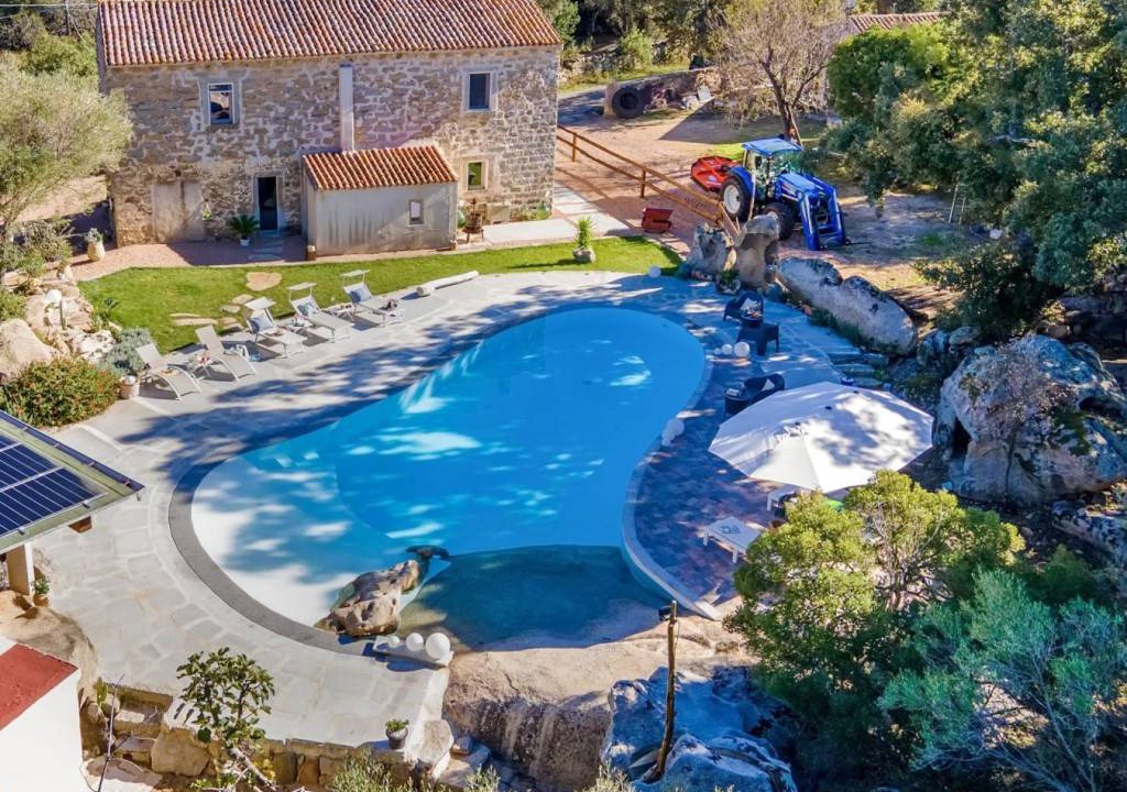 Sant'Antonio di Gallura House | 150 m² Farmhouse ∙ 3 bedrooms ∙ 8 guests