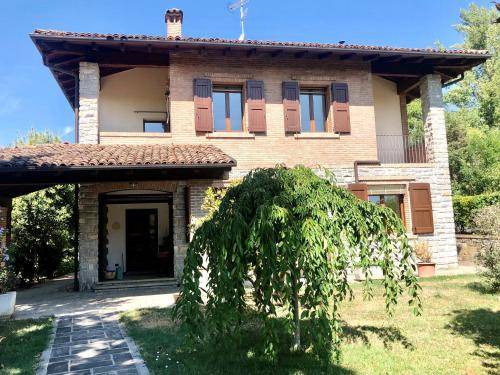 Zocca Apartment | 150 m² Apartment ∙ 3 bedrooms ∙ 7 guests