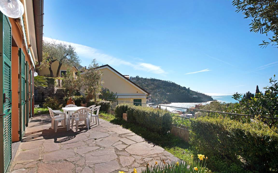 Bonassola Villa | 160 m² Villa ∙ 4 bedrooms ∙ 8 guests