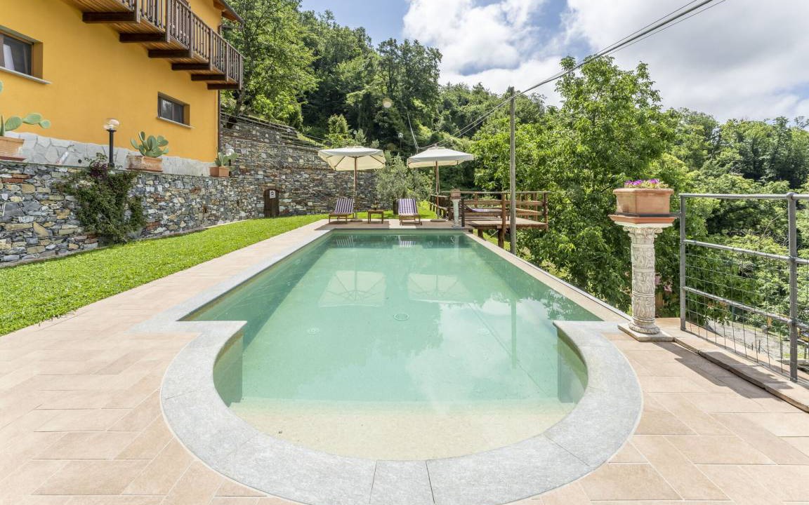 Uscio Villa | 165 m² Villa ∙ 4 bedrooms ∙ 16 guests