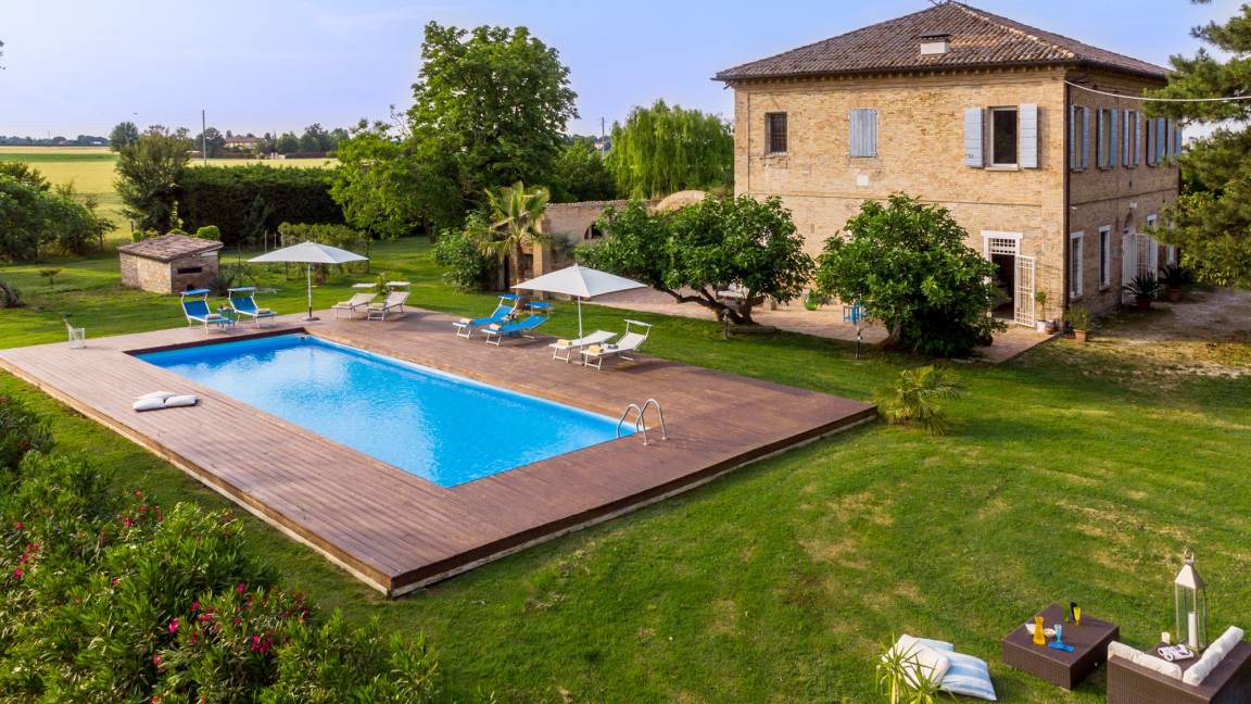 Massa Castello Villa | 168 m² Villa ∙ 4 bedrooms ∙ 8 guests