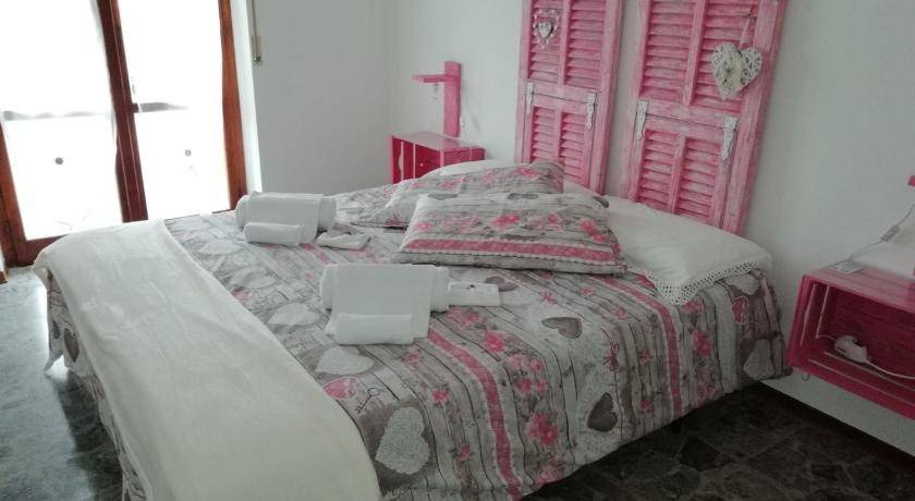 Serravalle Scrivia Bed & Breakfast | 17 m² Bed and breakfast ∙ 4 guests