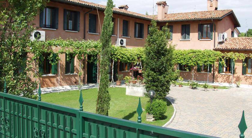 Fossalta di Portogruaro Bed & Breakfast | 18 m² Bed and breakfast ∙ 2 guests