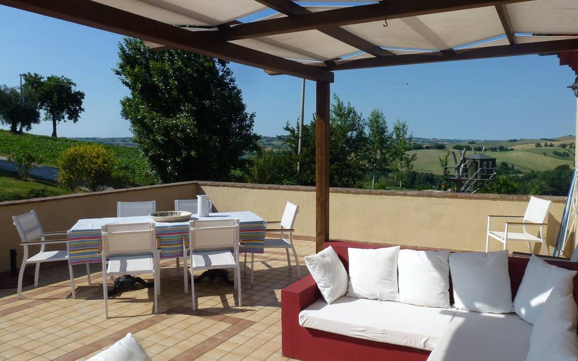 Montecarotto Apartment | 180 m² Apartment ∙ 3 bedrooms ∙ 8 guests