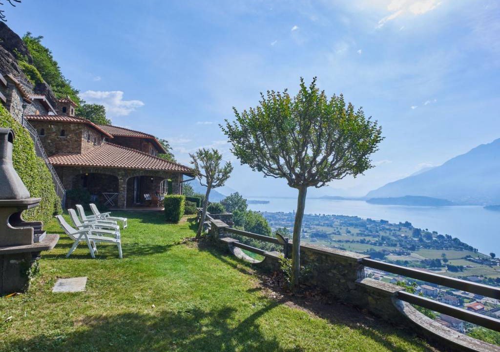 Consiglio di Rumo Apartment | 180 m² Apartment ∙ 12 guests
