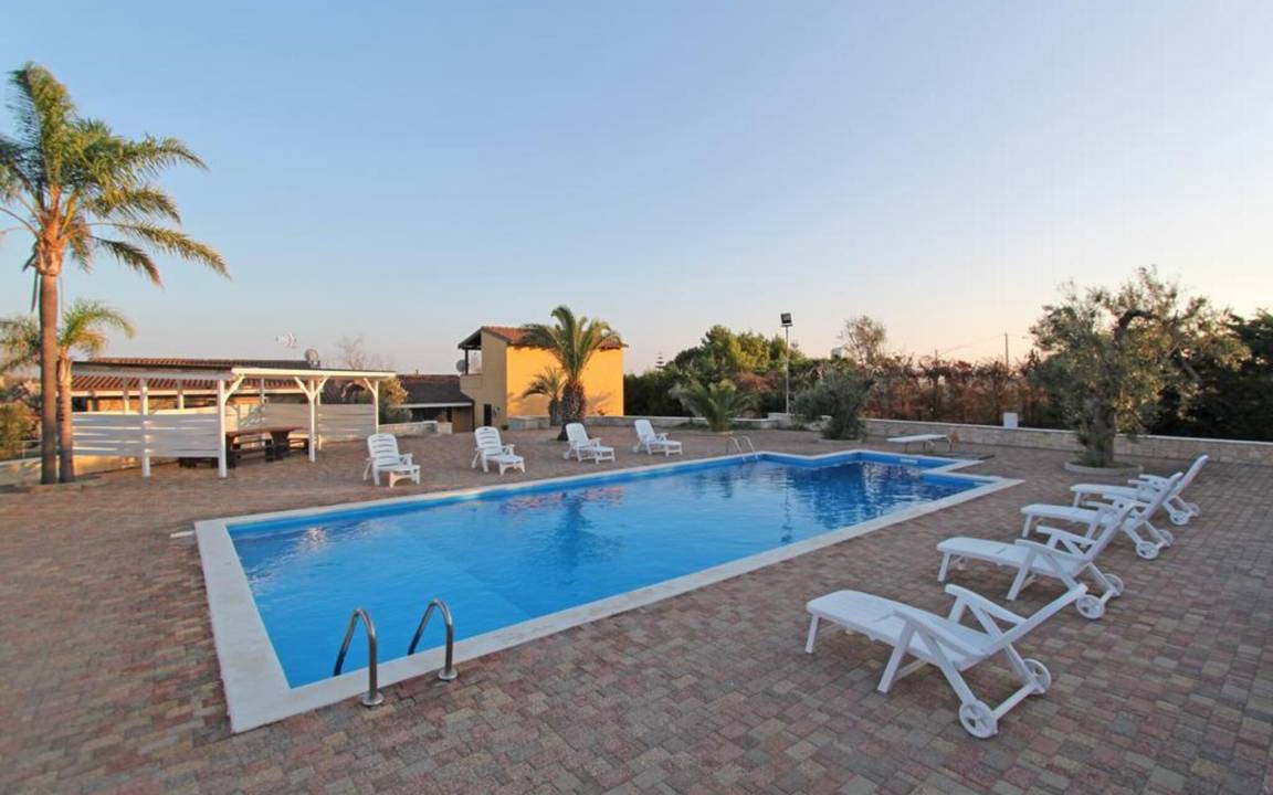 Racale Villa | 190 m² Villa ∙ 4 bedrooms ∙ 10 guests