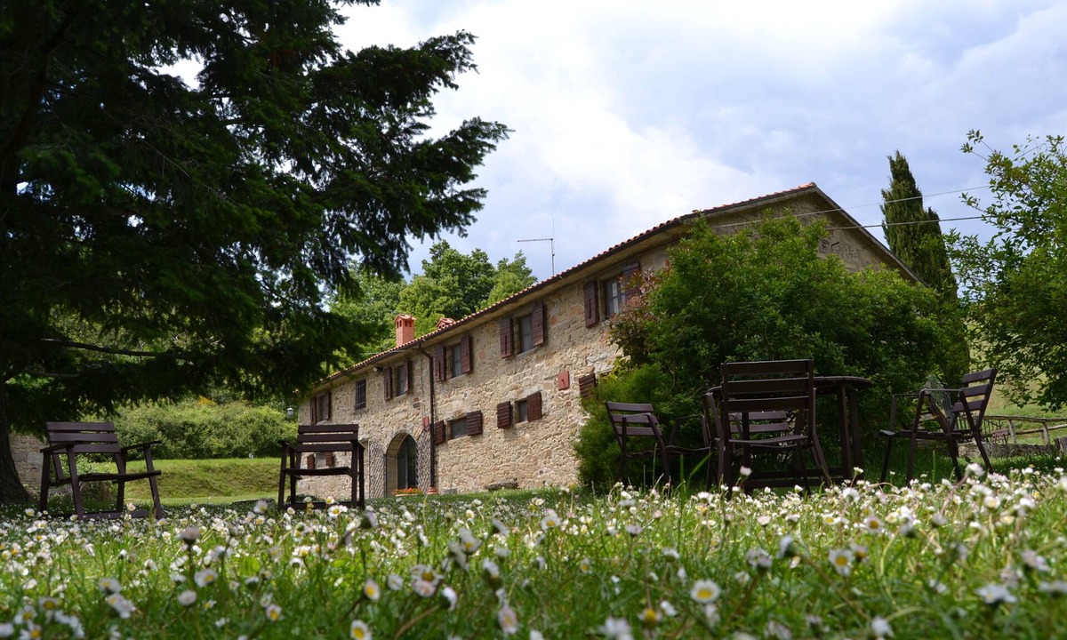 Castelfranco di Sopra Apartment | 2 cozy rooms in amazing Tuscany with rustic style