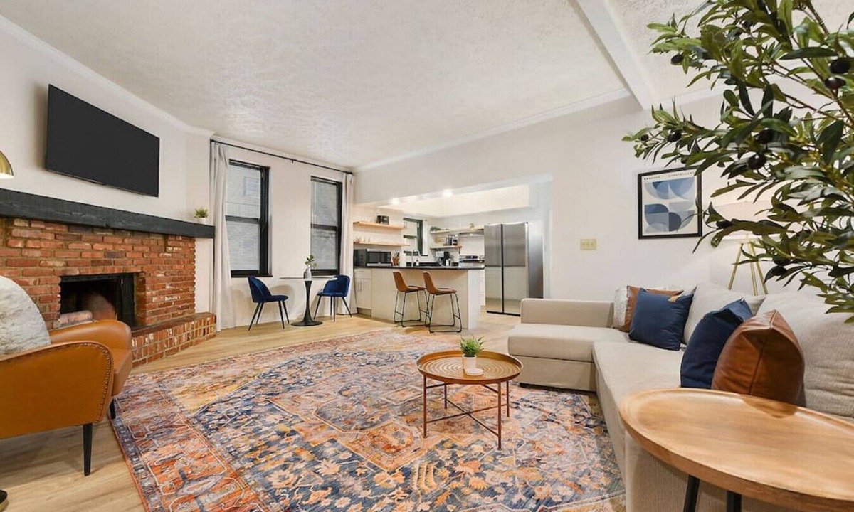 Central Northside Condo | 2 King Beds, Walkable Condo in Mexican War Streets
