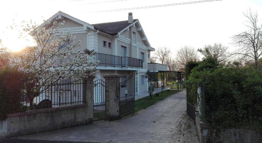 Santo Stefano del Sole Bed & Breakfast | 20 m² Bed and breakfast ∙ 4 guests