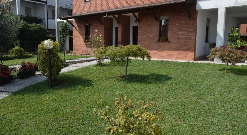 Brugherio Bed & Breakfast | 20 m² Bed and breakfast ∙ 4 guests