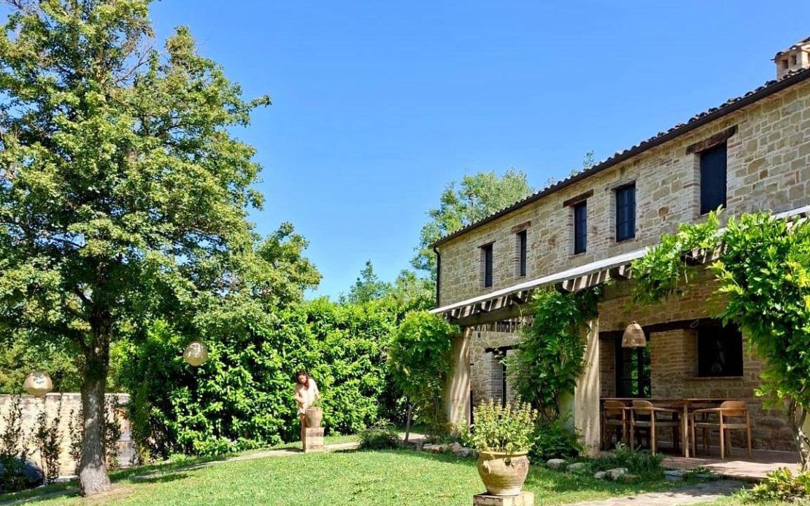 Penna San Giovanni House | 200 m² House ∙ 6 bedrooms ∙ 10 guests