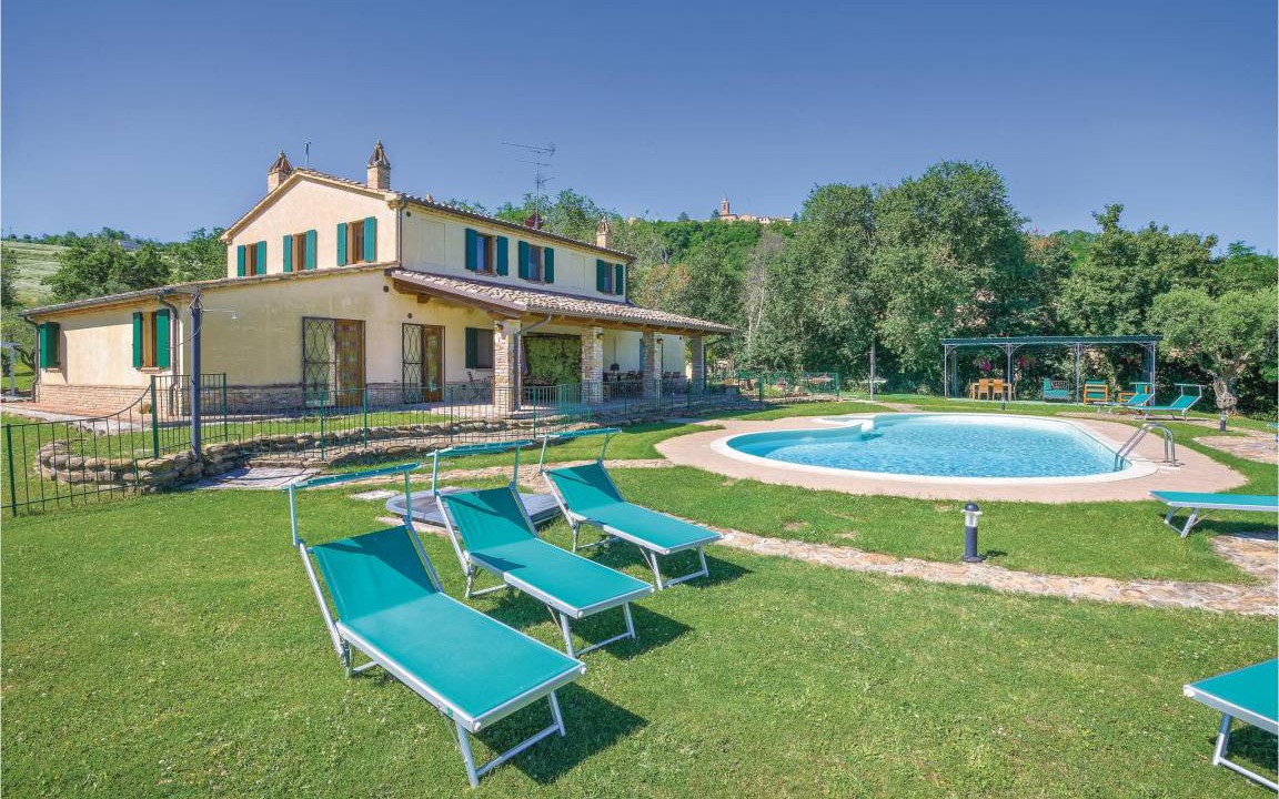 Barchi House | 200 m² House ∙ 4 bedrooms ∙ 10 guests