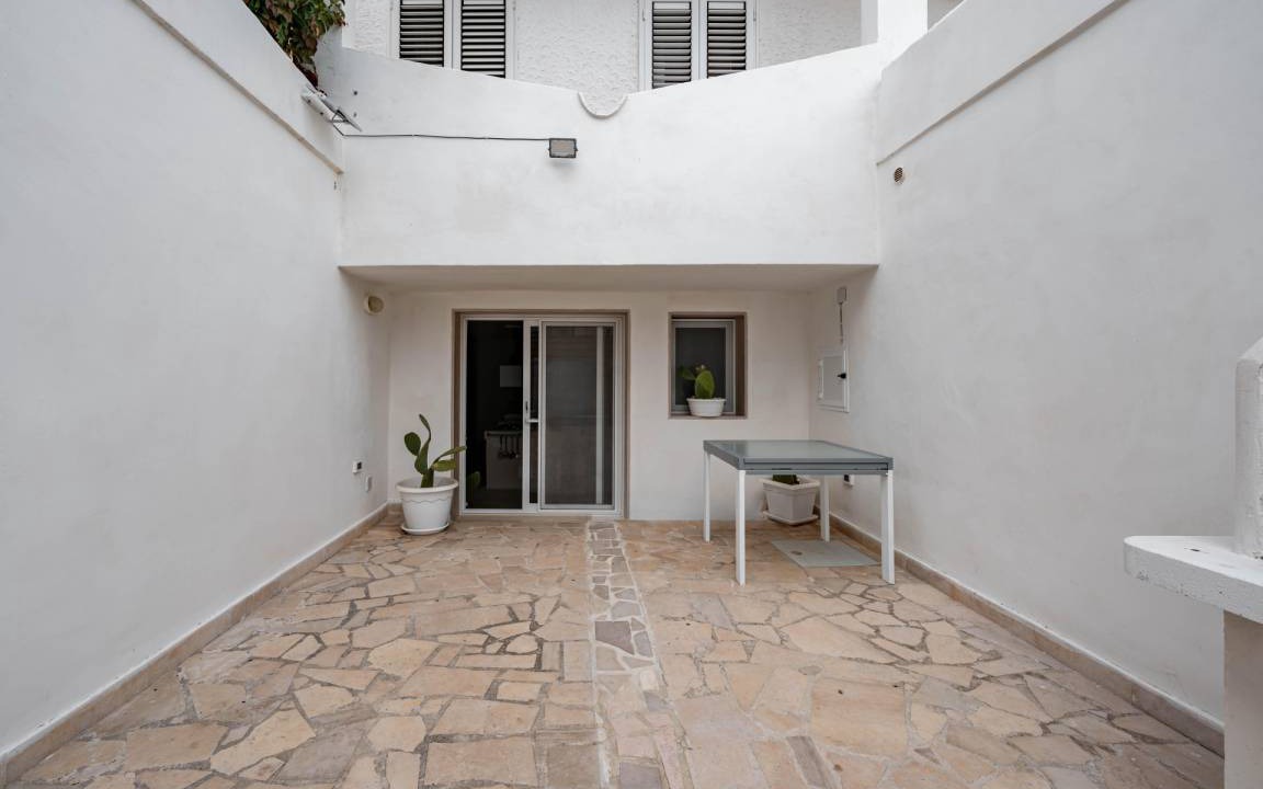Villanova Villa | 200 m² Villa ∙ 5 bedrooms ∙ 16 guests
