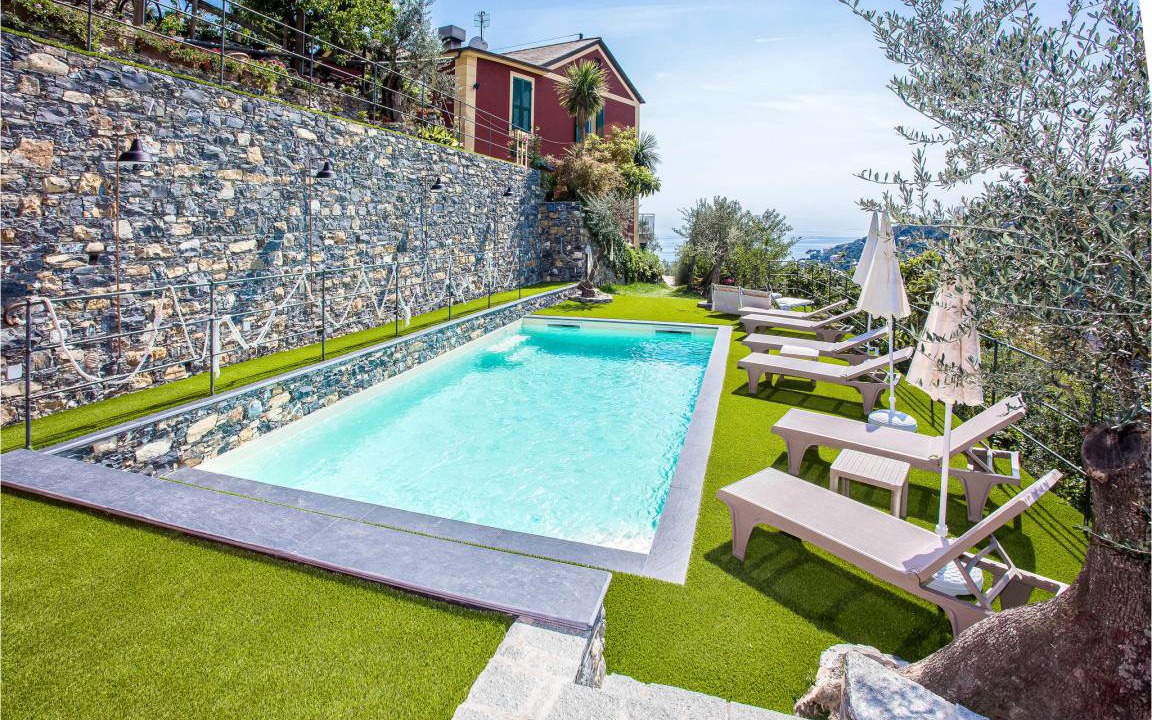 Recco House | 230 m² Maisonette ∙ 6 bedrooms ∙ 16 guests