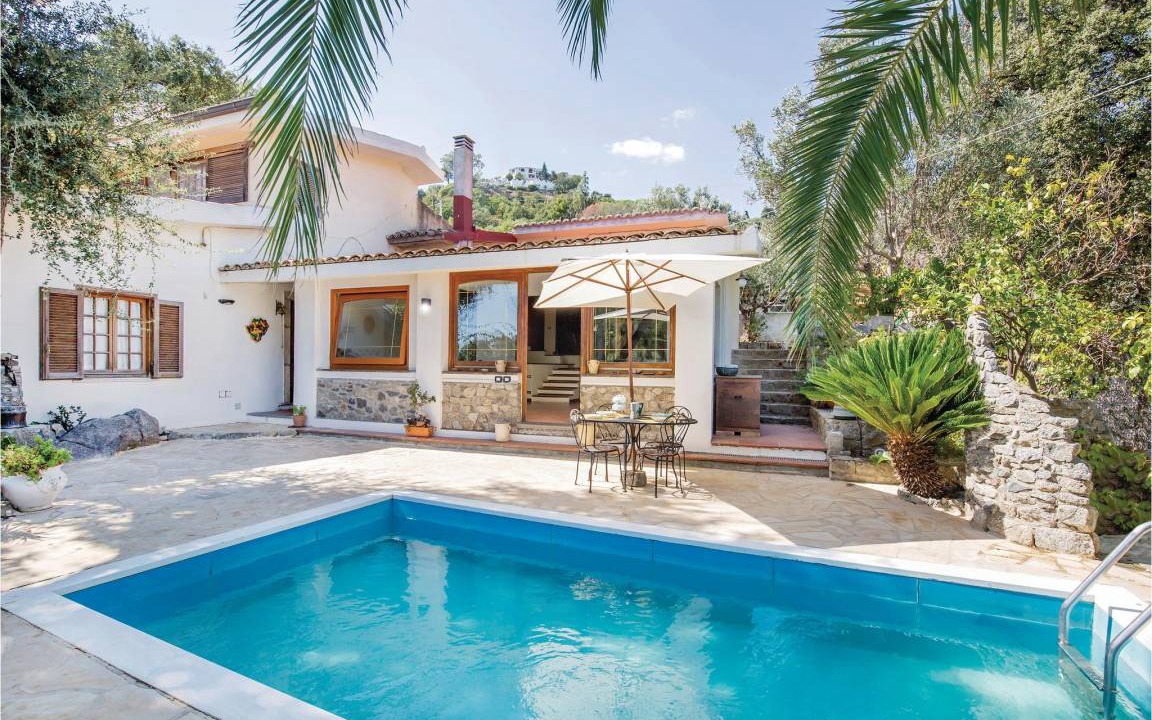 Copanello House | 240 m² Maisonette ∙ 4 bedrooms ∙ 8 guests