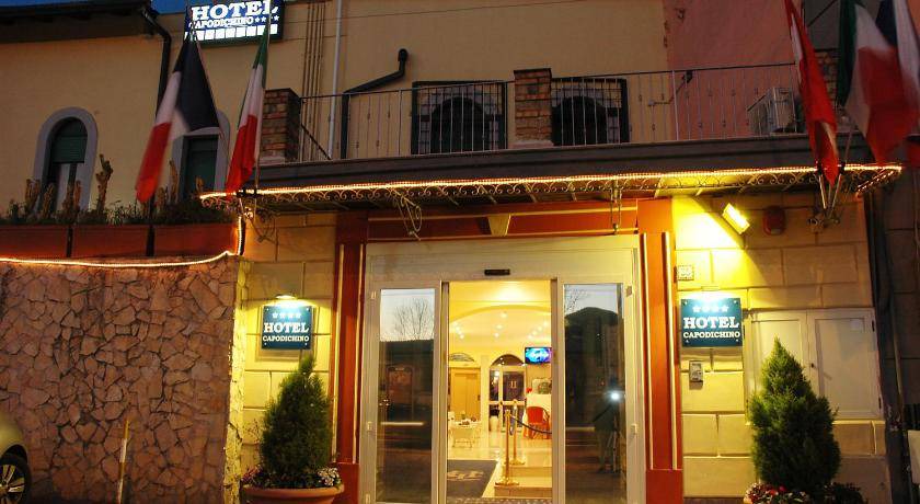 Naples Hotel | 25 m² Hotel ∙ 127 guests