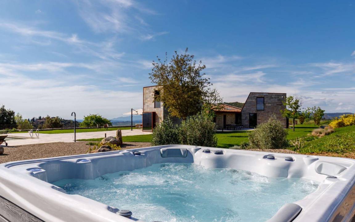 Volterra Villa | 250 m² Villa ∙ 3 bedrooms ∙ 6 guests