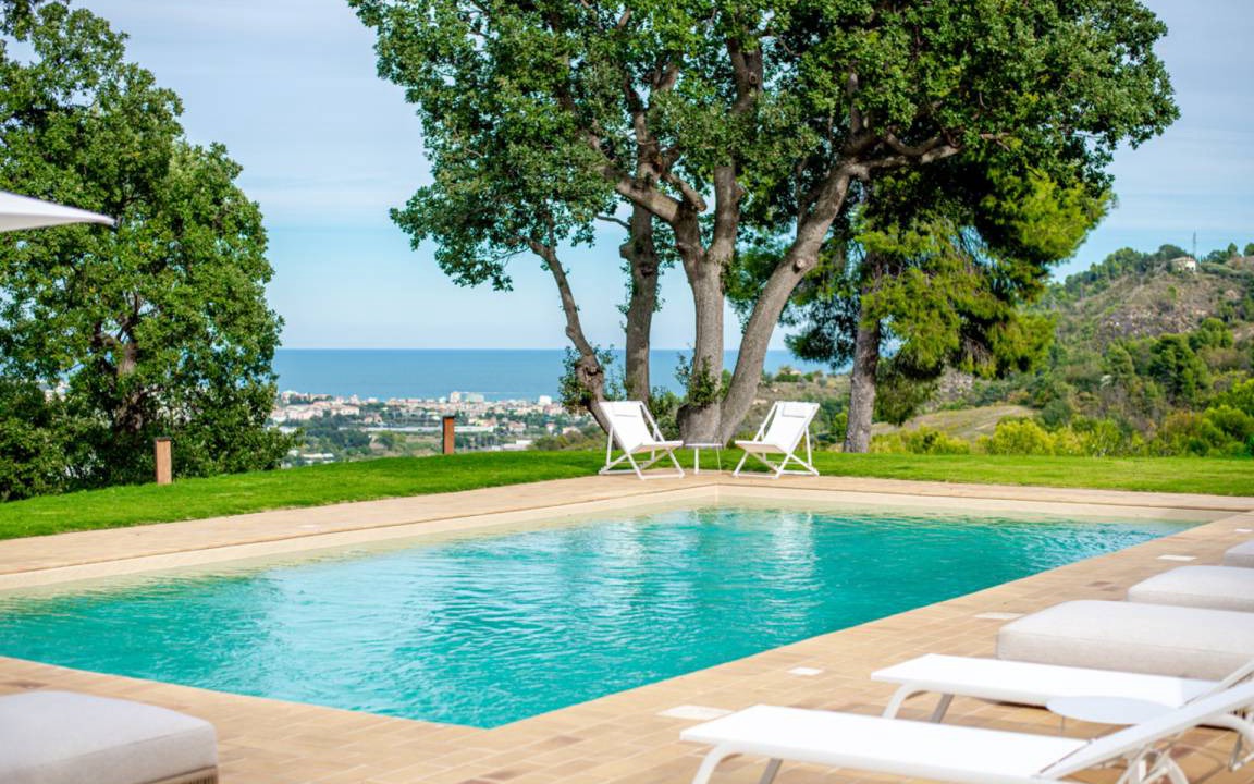 San Savino House | 260 m² Farmhouse ∙ 7 bedrooms ∙ 16 guests