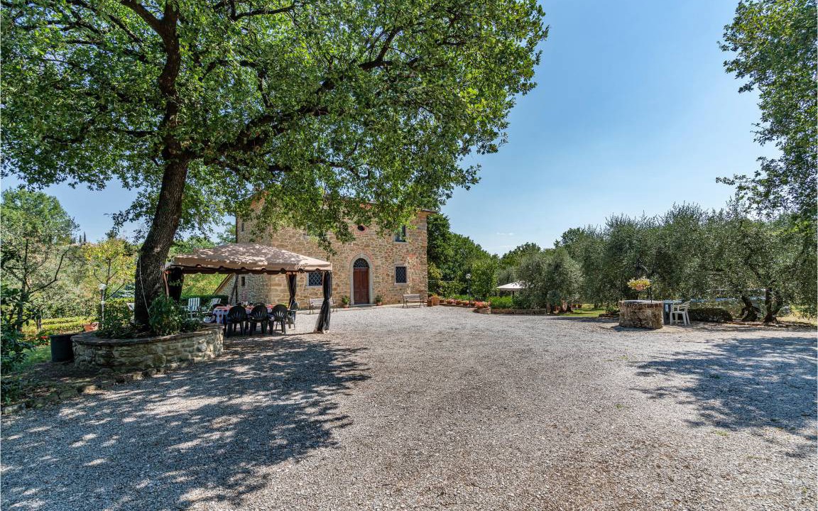 Monte San Savino House | 260 m² House ∙ 5 bedrooms ∙ 11 guests