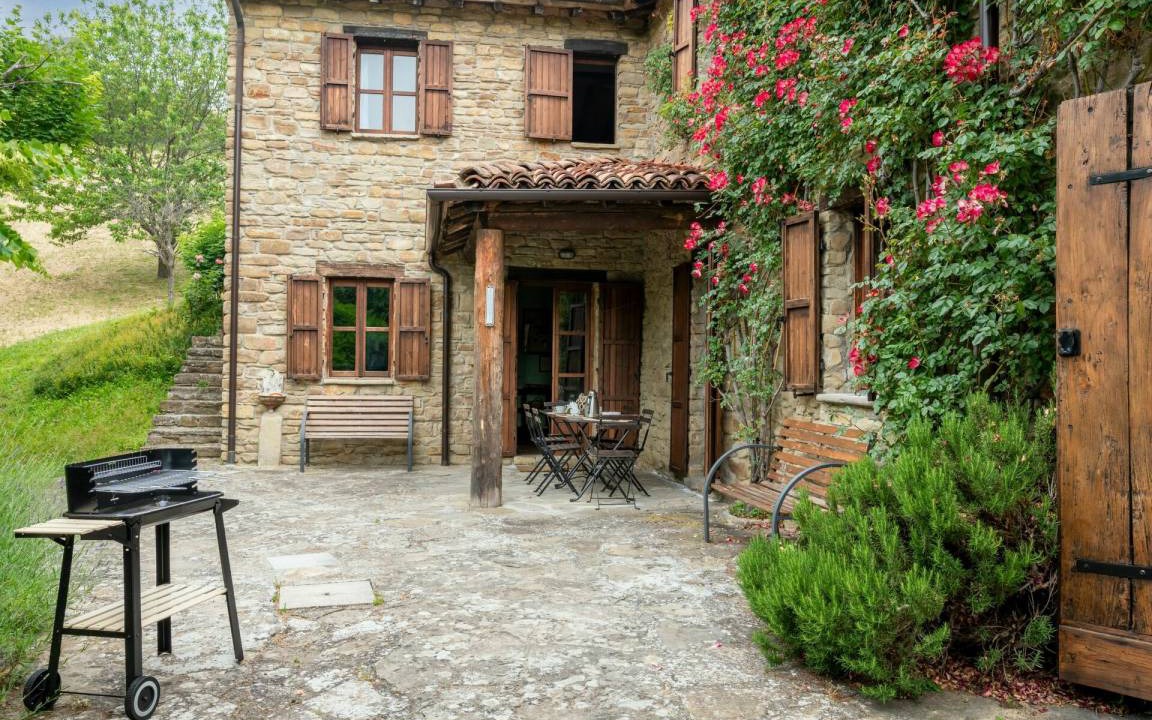 Roccaverano Other | 270 m² Accommodation ∙ 5 bedrooms ∙ 12 guests