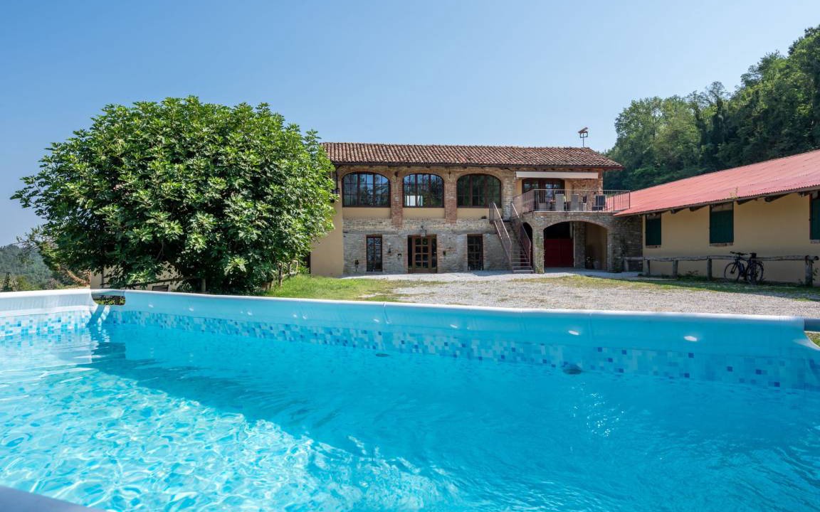 Somano House | 280 m² House ∙ 1 bedroom ∙ 15 guests