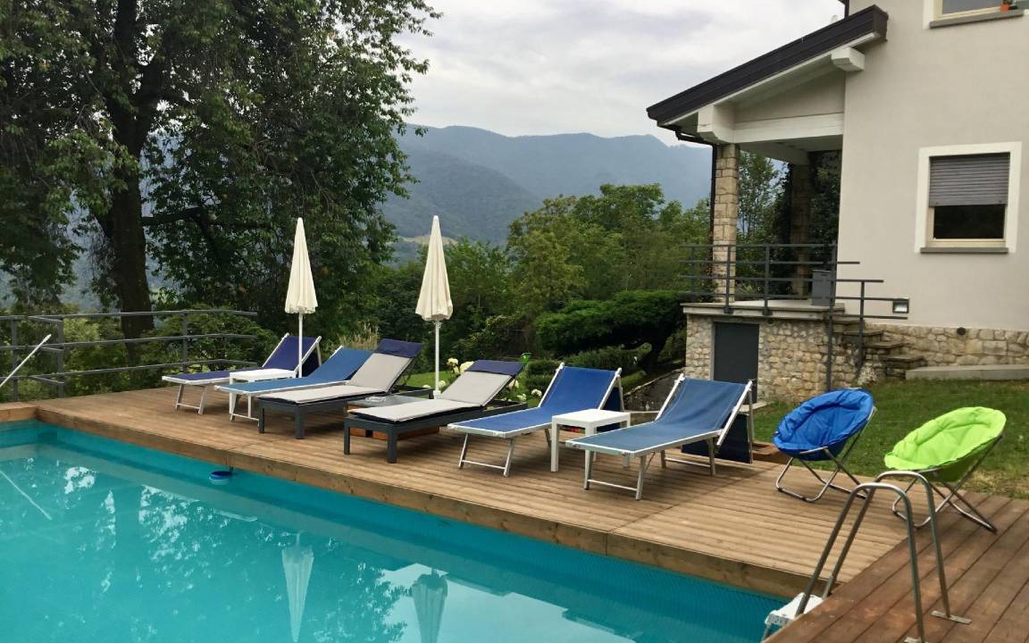 Esmate House | 280 m² House ∙ 4 bedrooms ∙ 8 guests