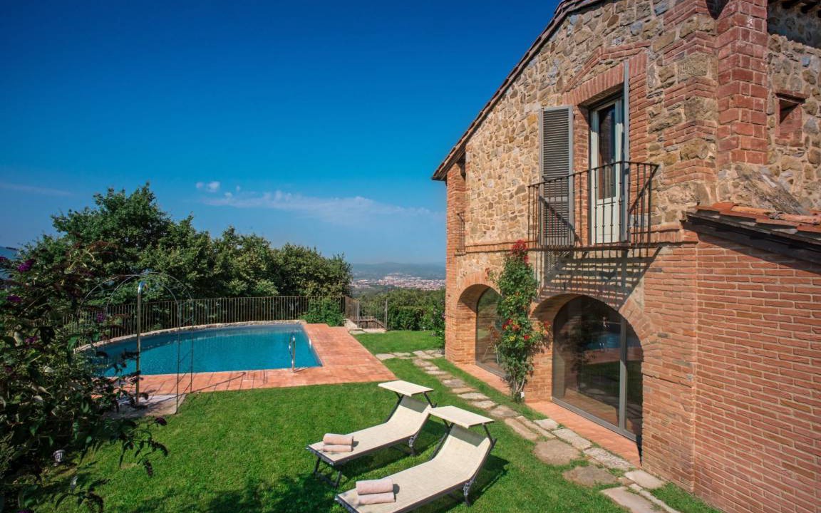 Arezzo Villa | 280 m² Villa ∙ 5 bedrooms ∙ 10 guests