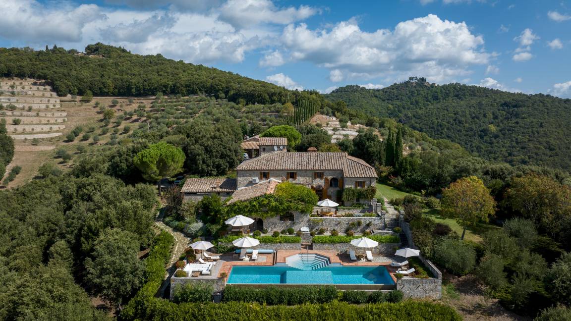 Castelnuovo Berardenga Villa | 300 m² Villa ∙ 6 bedrooms ∙ 12 guests
