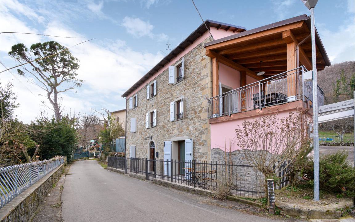 Burzanella House | 300 m² House ∙ 4 bedrooms ∙ 10 guests