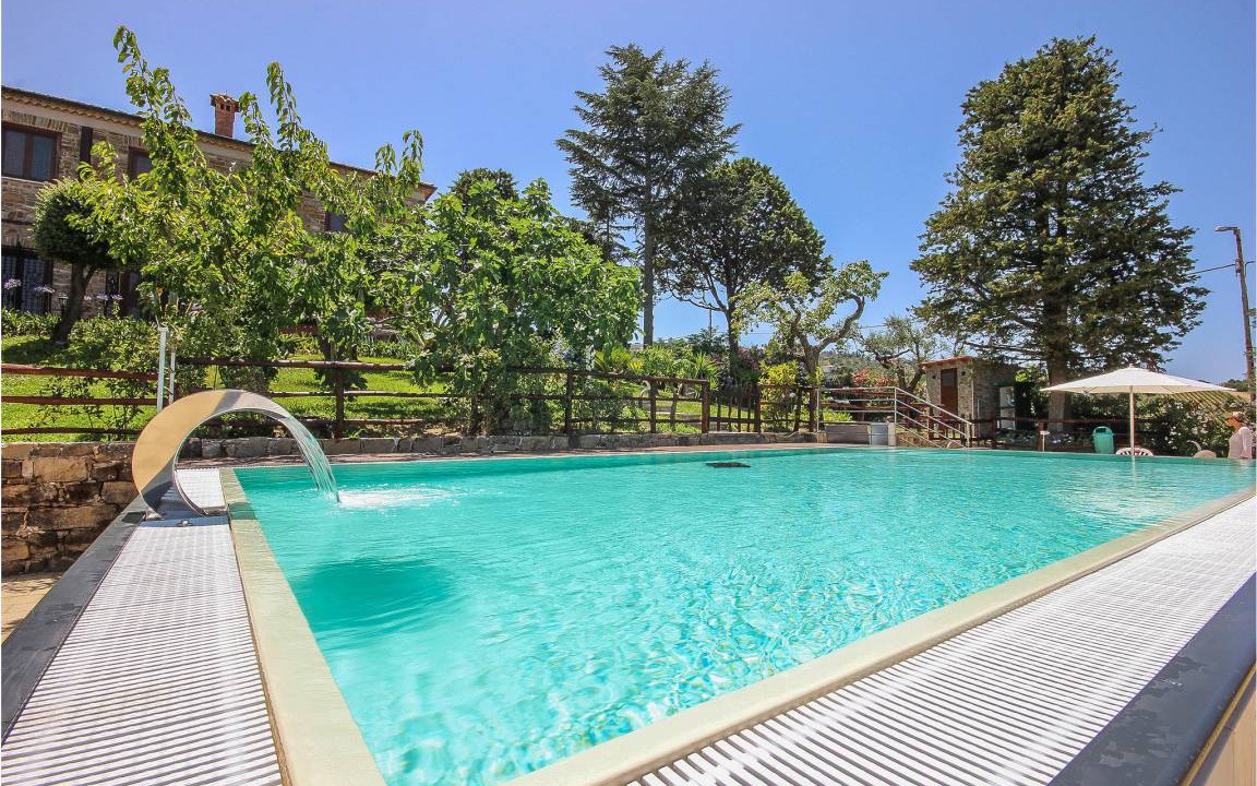 Perdifumo House | 300 m² House ∙ 6 bedrooms ∙ 15 guests