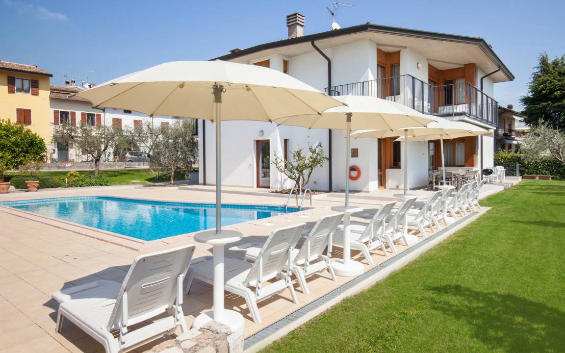Garda Villa | 300 m² Villa ∙ 5 bedrooms ∙ 10 guests