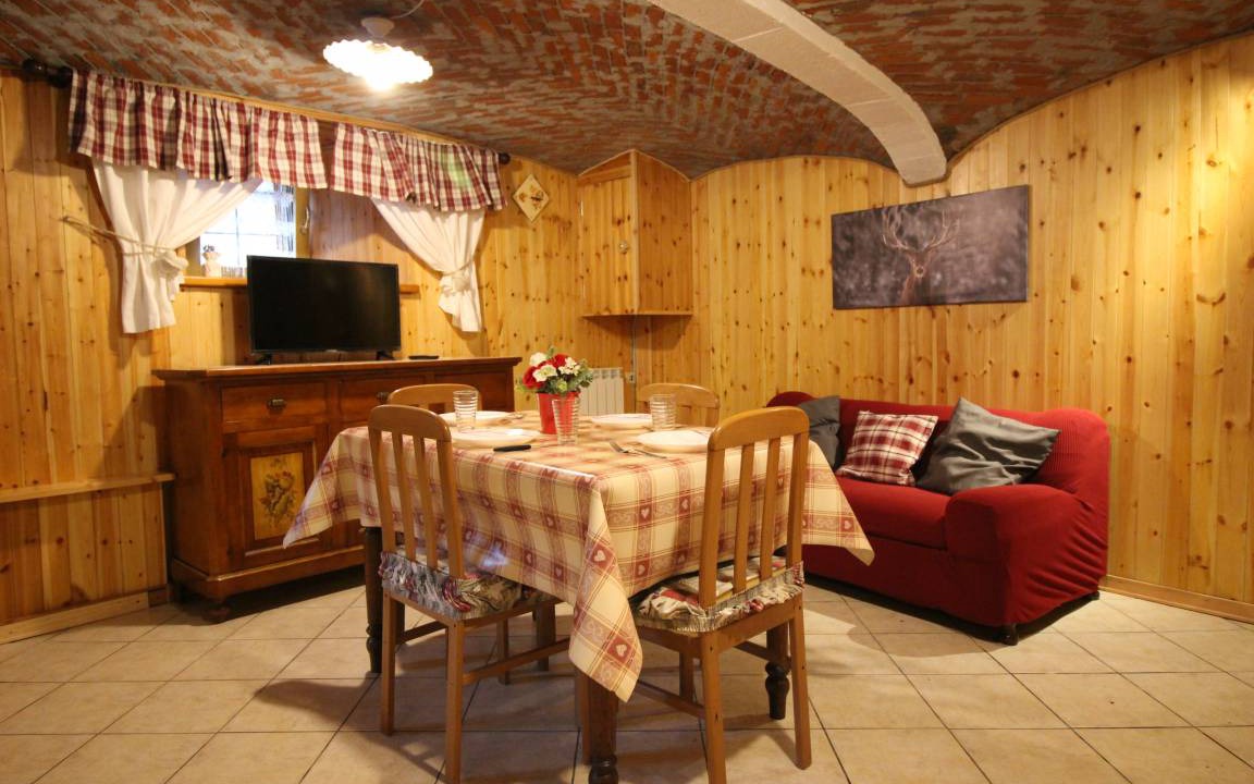 Brusson Apartment | 33 m² Apartment ∙ 1 bedroom ∙ 4 guests