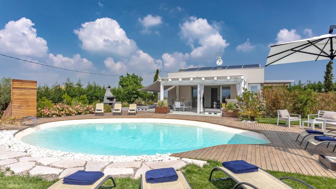 Patrignano Villa | 350 m² Villa ∙ 4 bedrooms ∙ 8 guests