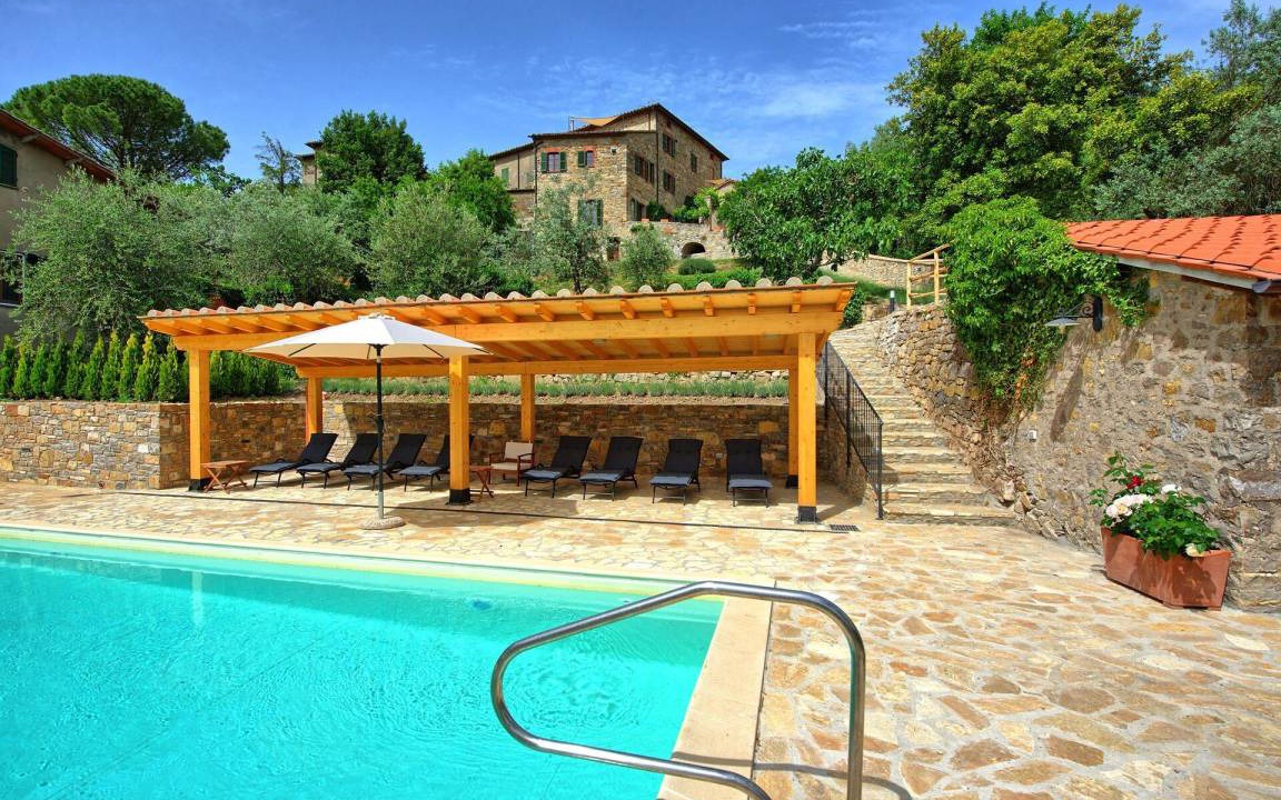 Montegiove Villa | 350 m² Villa ∙ 6 bedrooms ∙ 12 guests