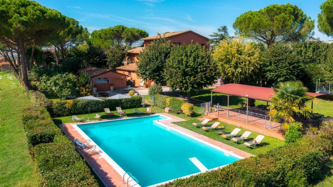 Ripabianca Villa | 350 m² Villa ∙ 6 bedrooms ∙ 16 guests
