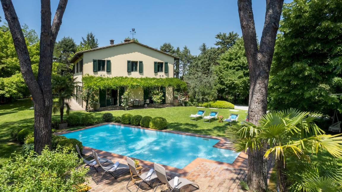 San Miniato Villa | 360 m² Villa ∙ 4 bedrooms ∙ 8 guests