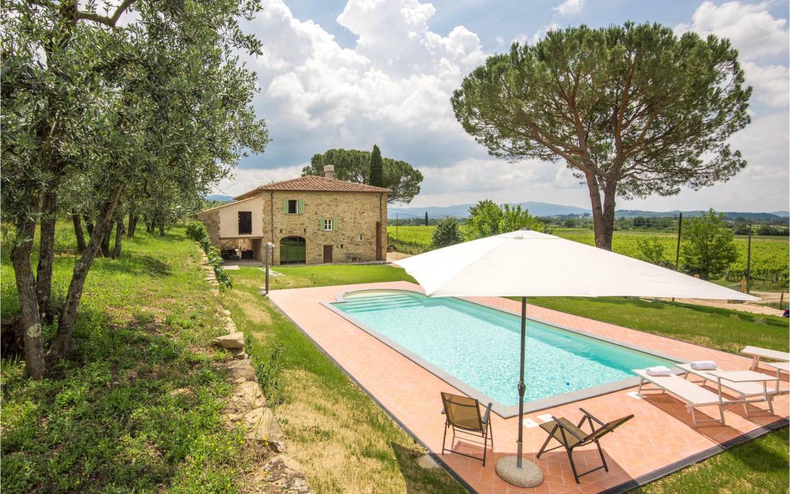 Ponte Buriano House | 380 m² House ∙ 5 bedrooms ∙ 8 guests