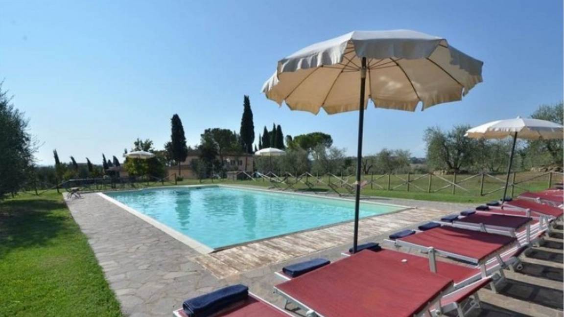 Marciano della Chiana Villa | 380 m² Villa ∙ 8 bedrooms ∙ 22 guests