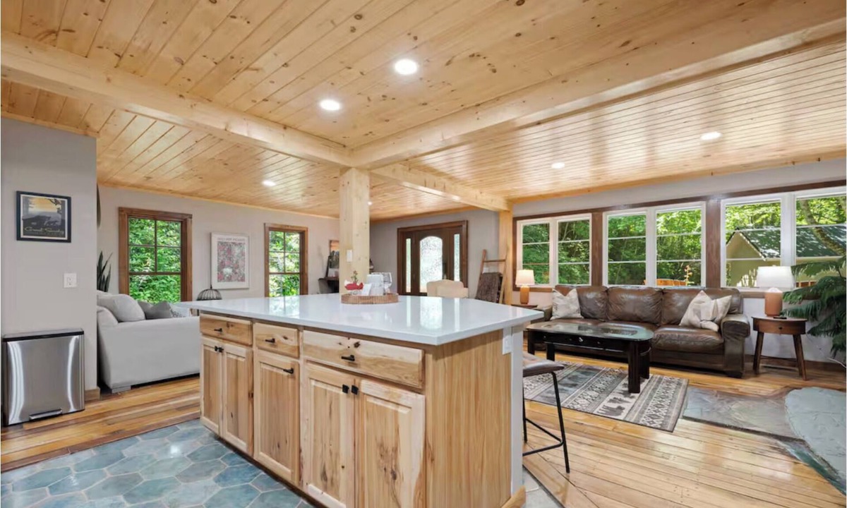 Altamont Cabin | 4 Acres + 4BR Secluded Cabin w Hot Tub & Fire Pit. Next to Blue Ridge Parkway!