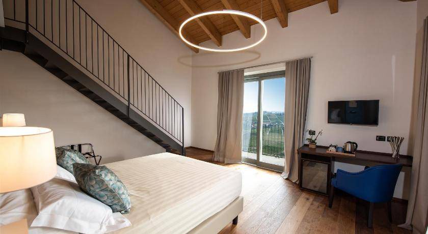 Barbaresco House | 40 m² Farmhouse ∙ 4 guests